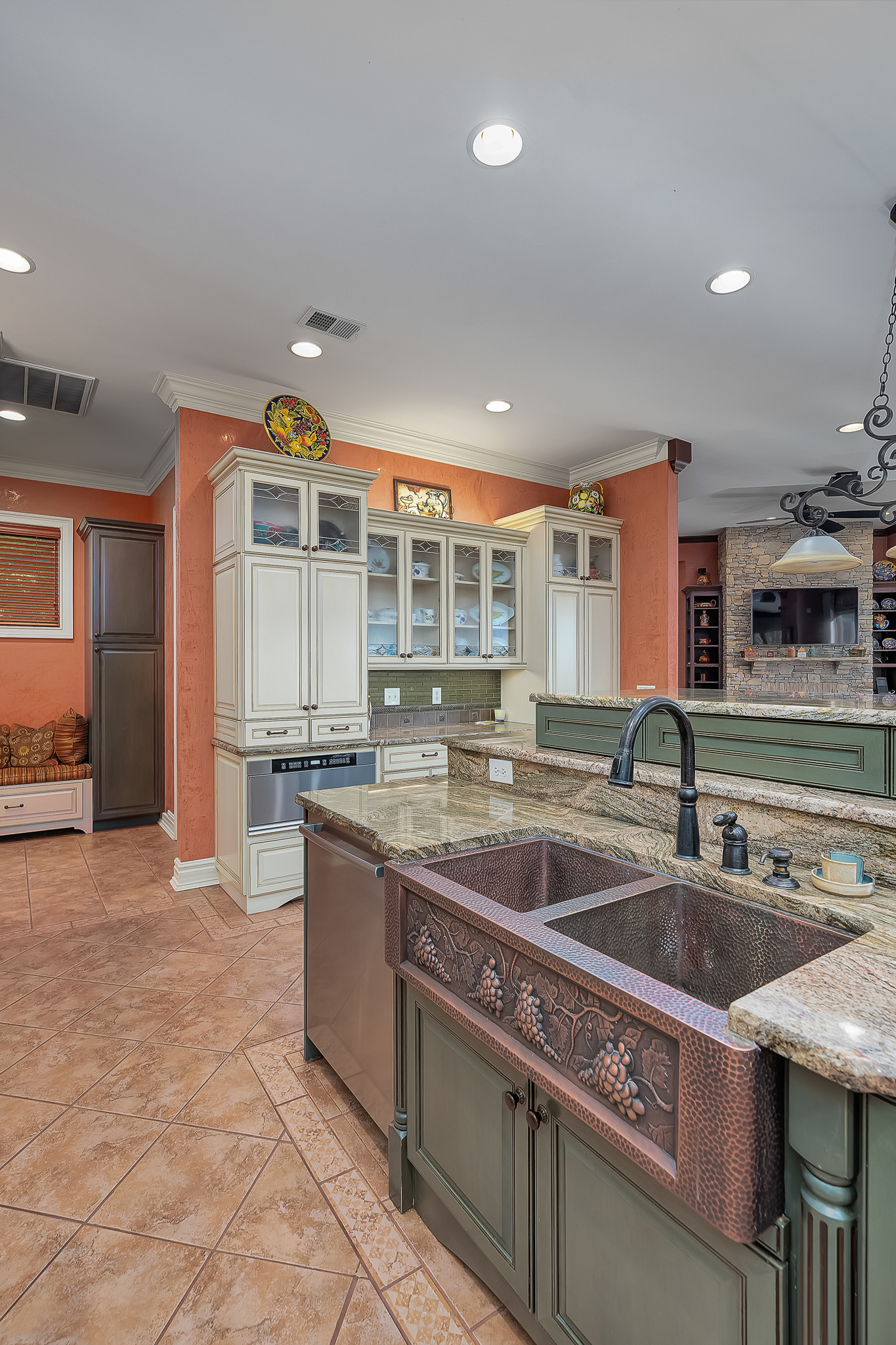 81 County Road 4235